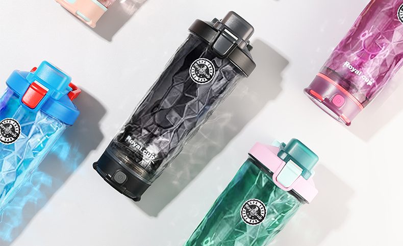 Royal Cup炫彩电动杯：科技赋能，一键丝滑