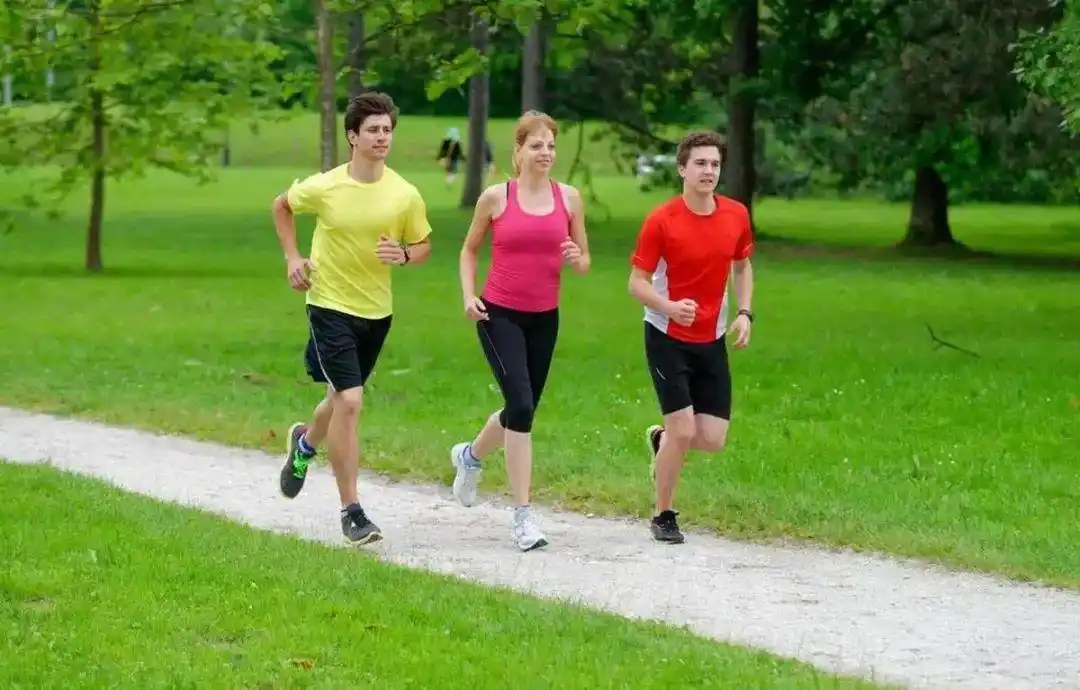 60天瘦30斤的秘密：4个被低估却超有效的减重行为